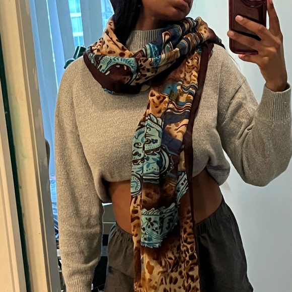 Brown & turquoise scarf - Picture 3 of 11